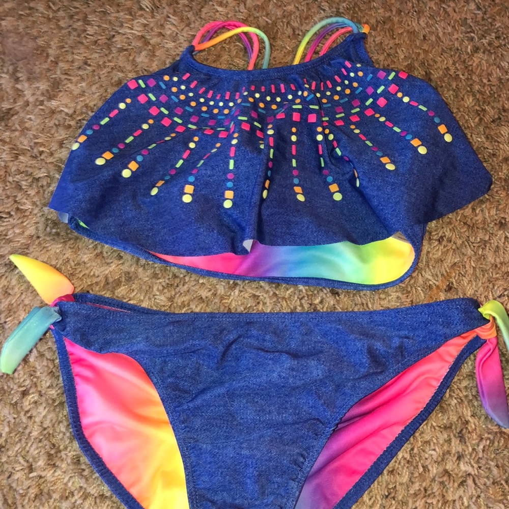 swim suit